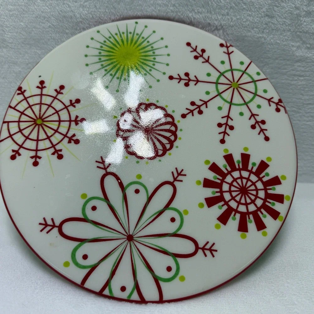 Sur La Table Room Creative Christmas Snowflake Cake Stand Red Green Holiday